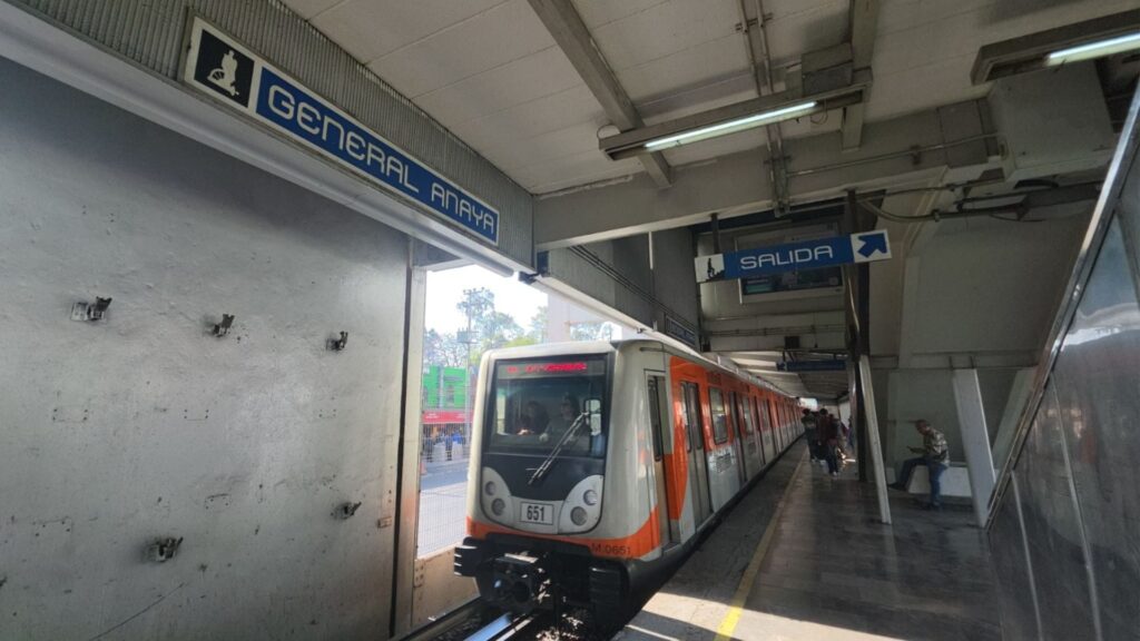 Metro CDMX: Atrasos y estaciones cerradas