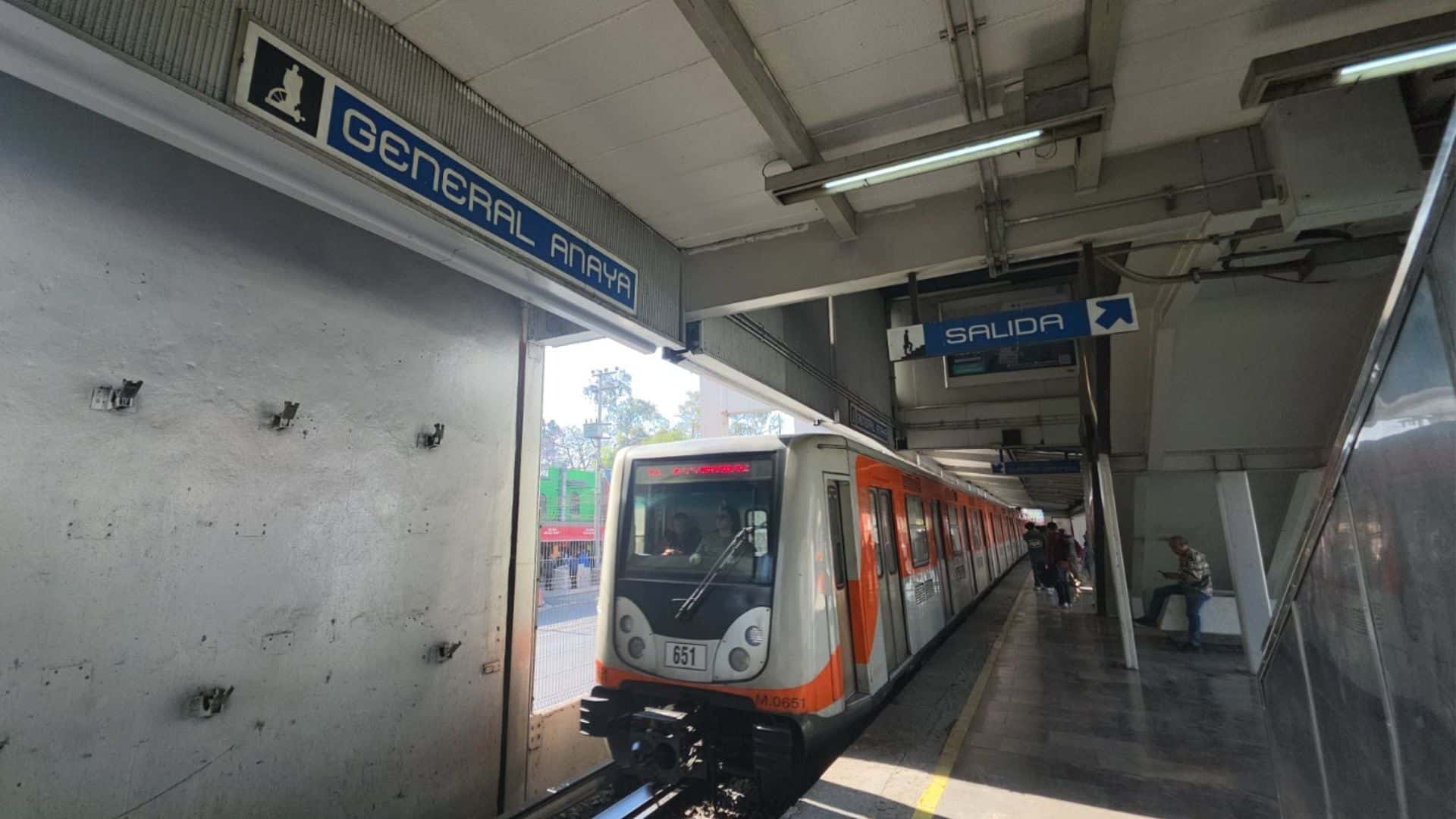 Metro CDMX: Atrasos y estaciones cerradas