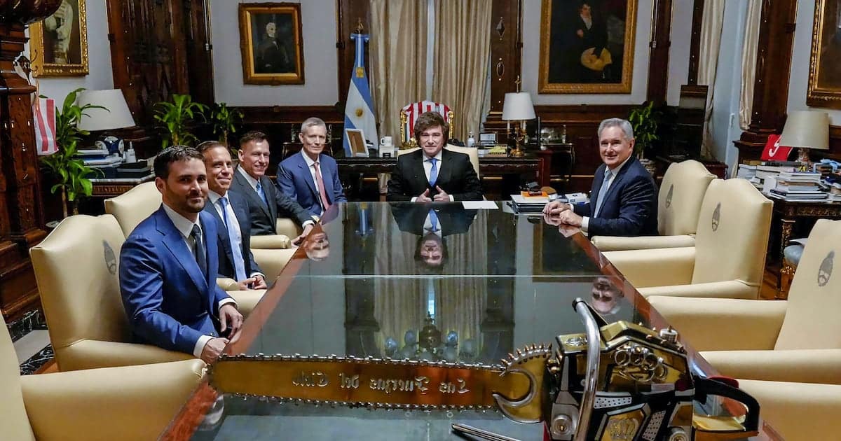 Milei se reunió con Peter Thiel: Big data y vigilancia