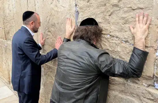 Milei visitó el Muro de los Lamentos en Israel