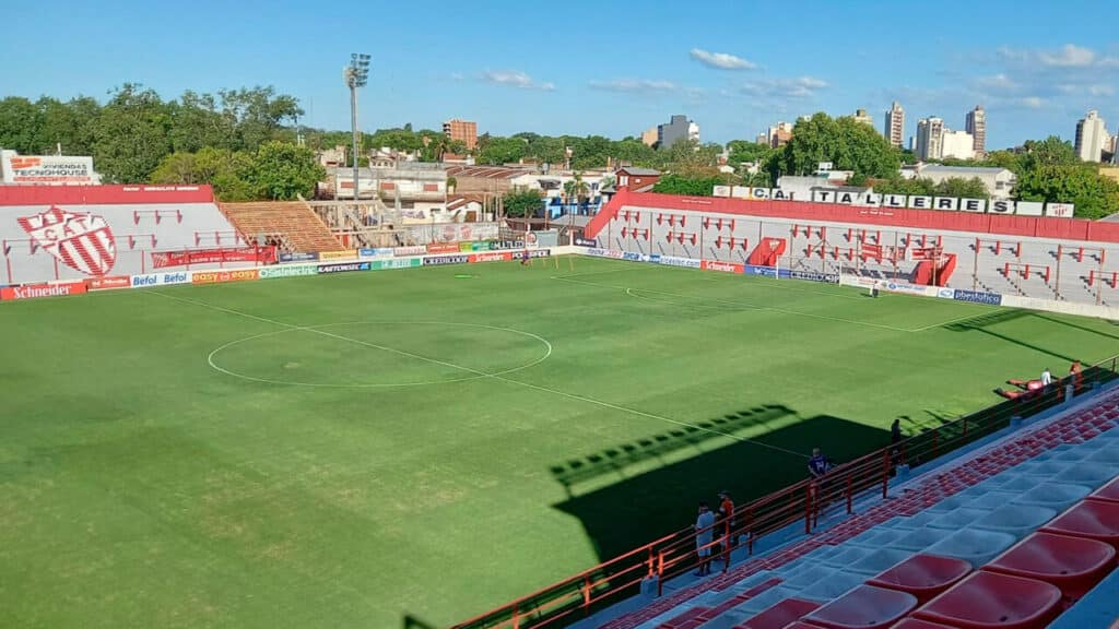 Talleres recibe a Arsenal en Remedios de Escalada