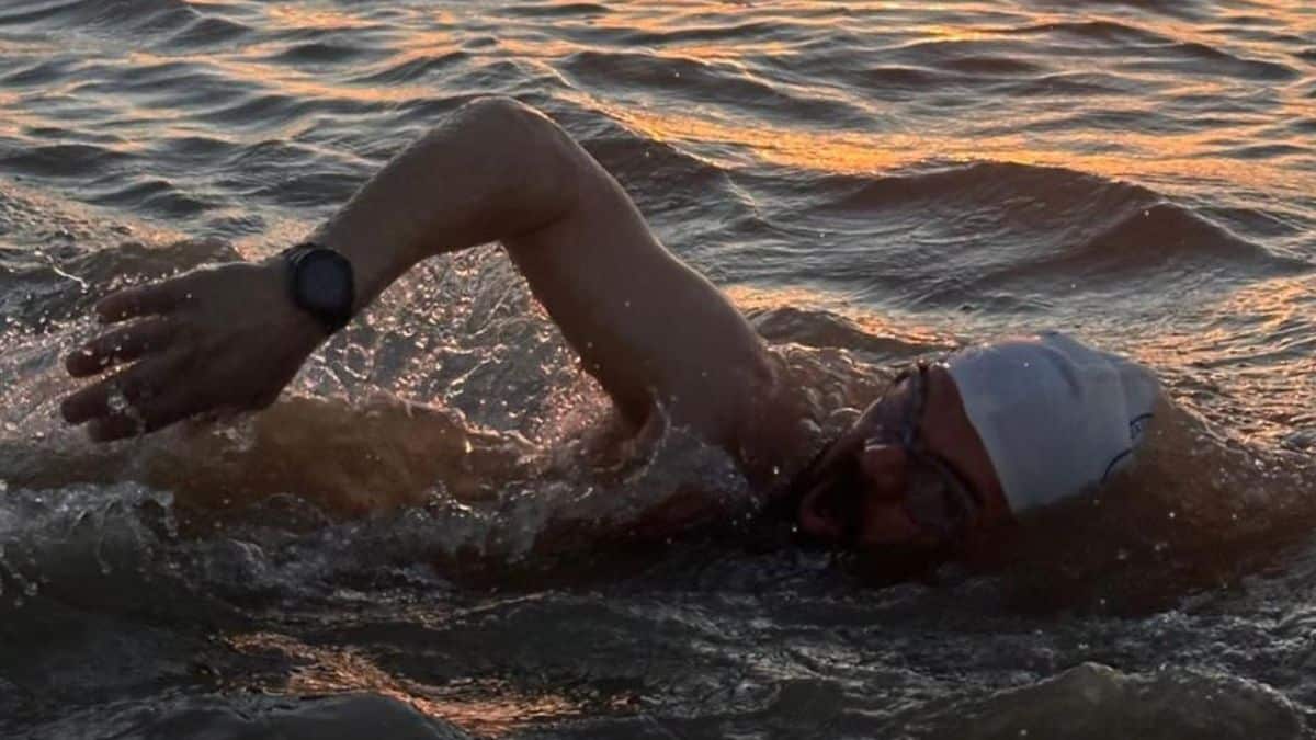 Vecino de Luis Guillón cruzó a nado el Río de la Plata