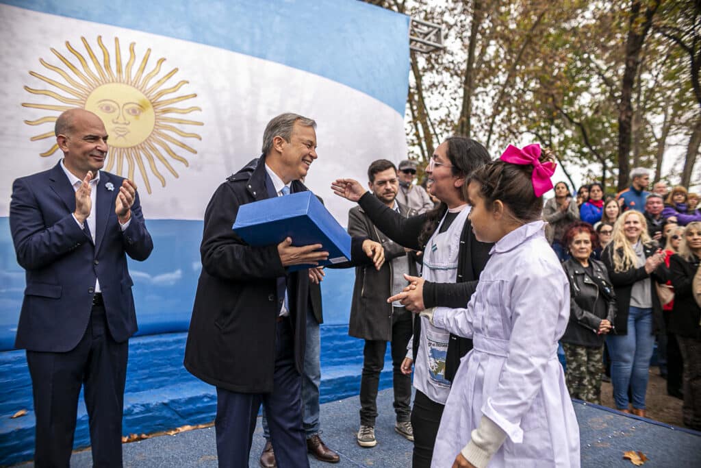 Almirante Brown festeja el 25 de Mayo