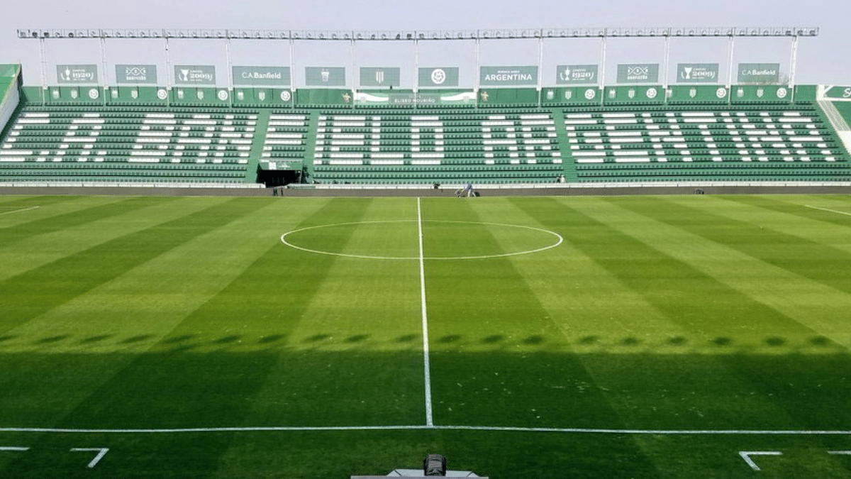 Banfield: Continúa el reclamo por salarios atrasados y despidos