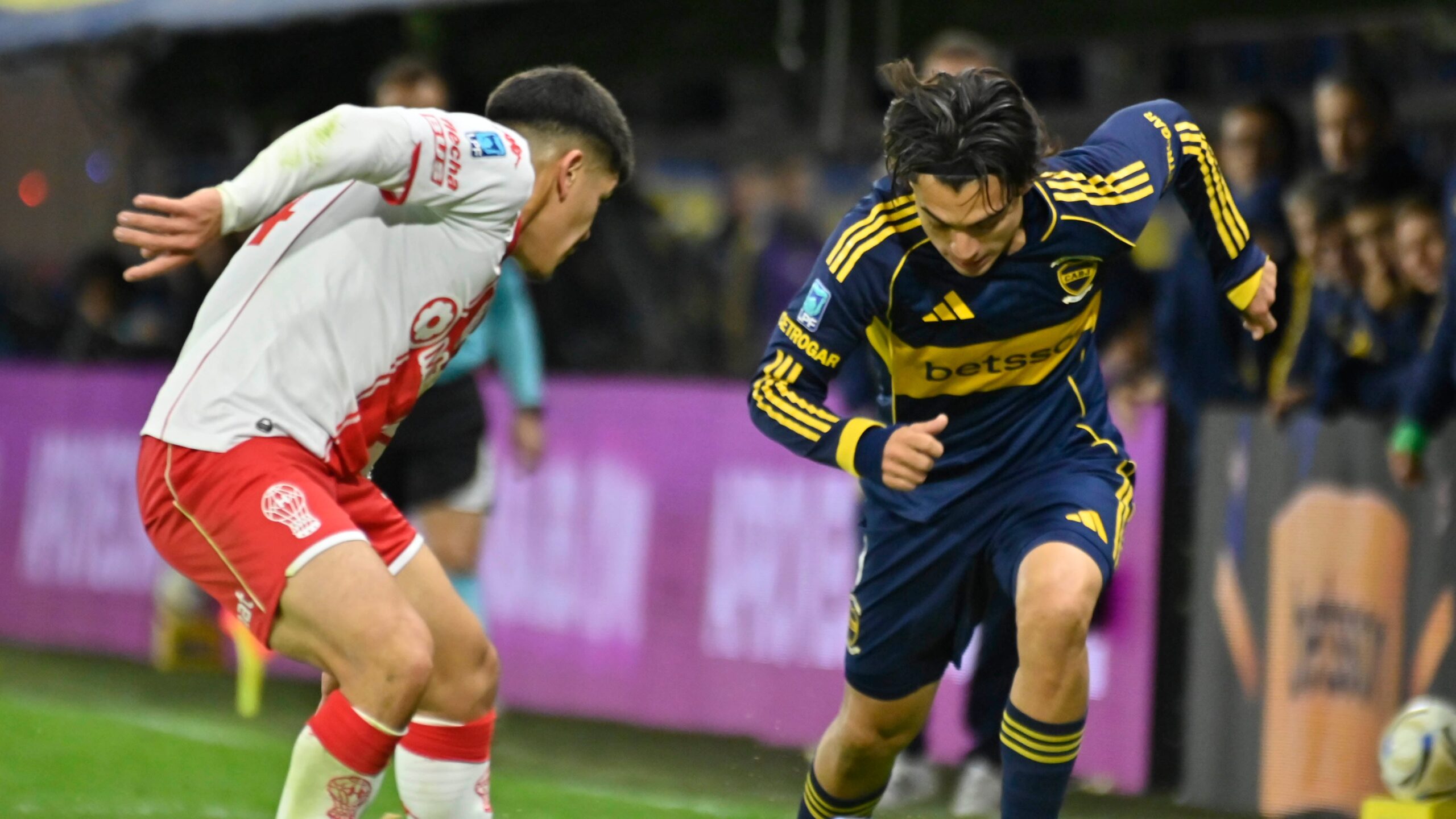 Boca Juniors pierde ante Huracán en la Bombonera