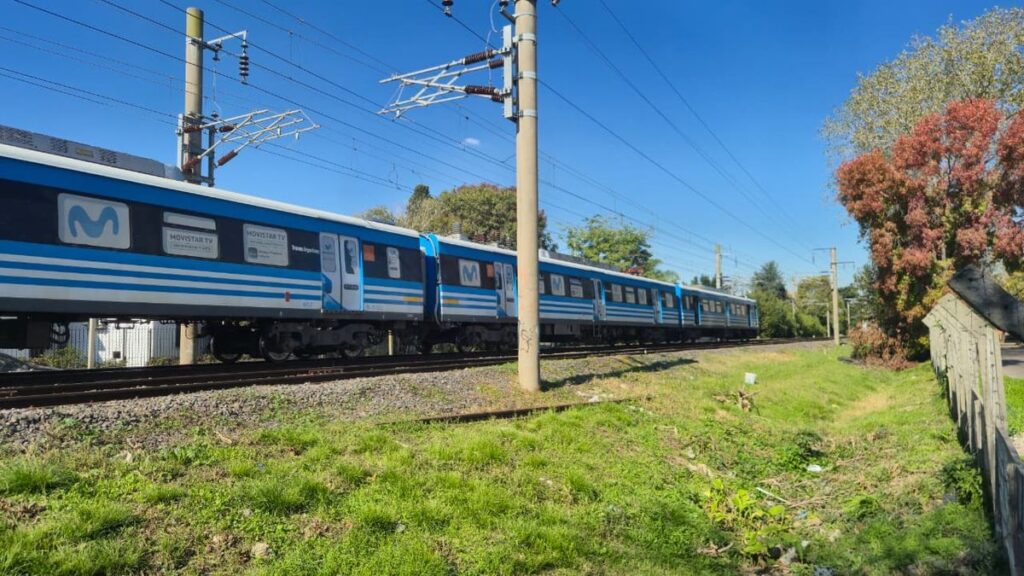 Burzaco: Arrollado por el tren al cruzar en bici