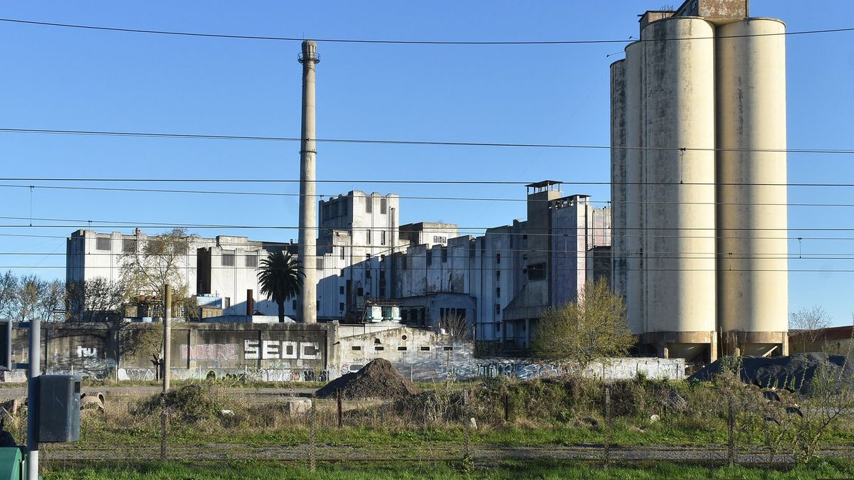 Cervecería Bieckert: Demolición tras 118 años en Llavallol
