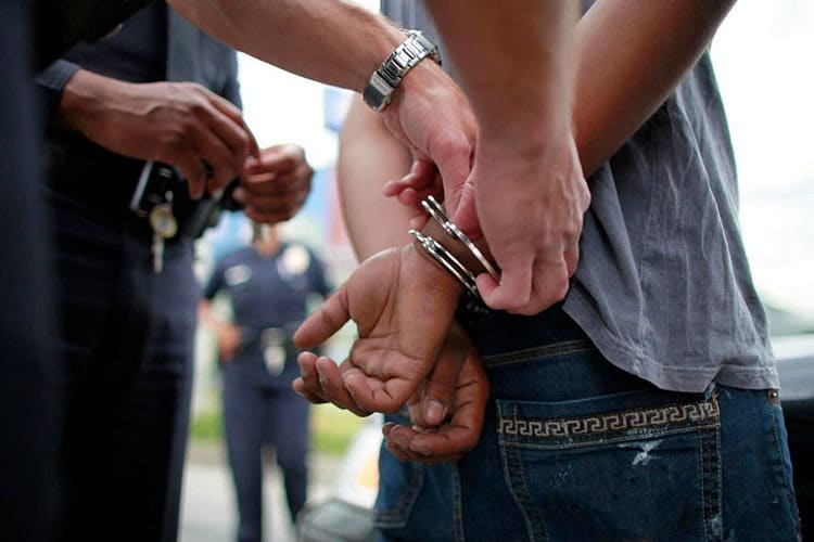 Detienen a hombre en Ezeiza acusado de grooming
