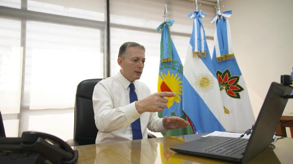 Gray ampara despidos en Servicio Meteorológico