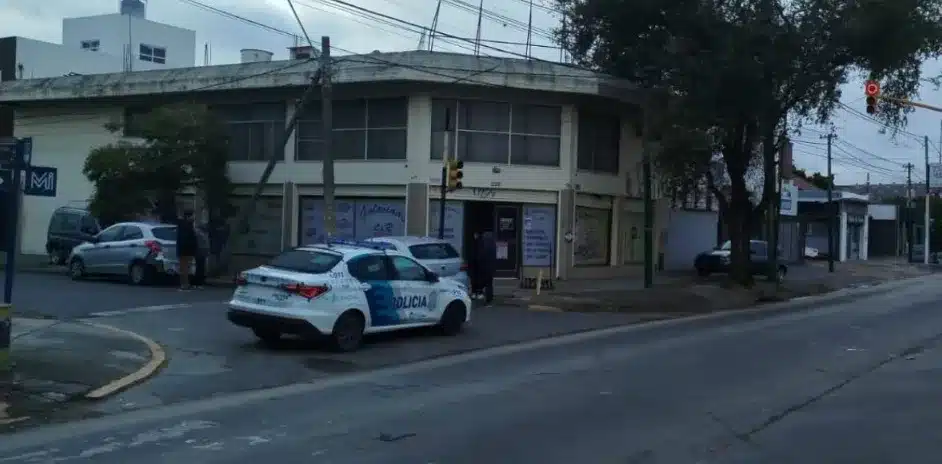 Ituzaingó: Robó un auto de DiDi y chocó varios vehículos