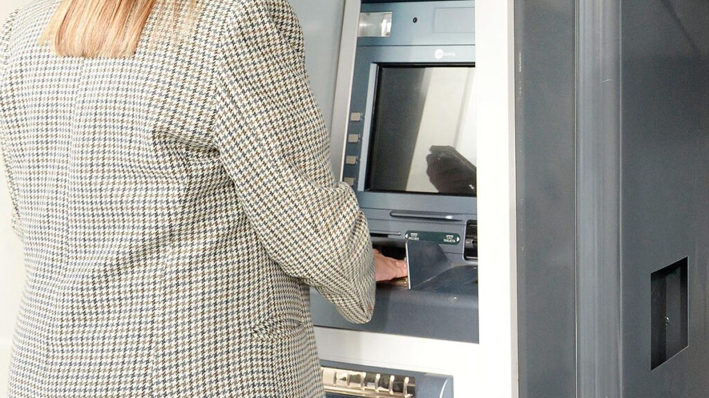 Jubilación mínima: no alcanza los $400.000 en mayo