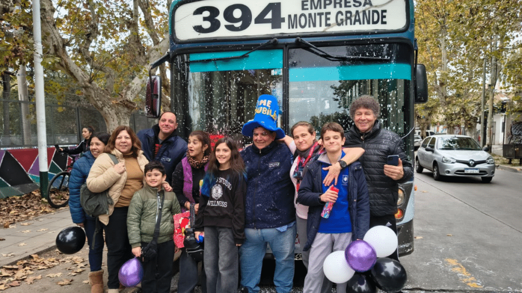 Jubilación tras 35 años en Empresa Monte Grande