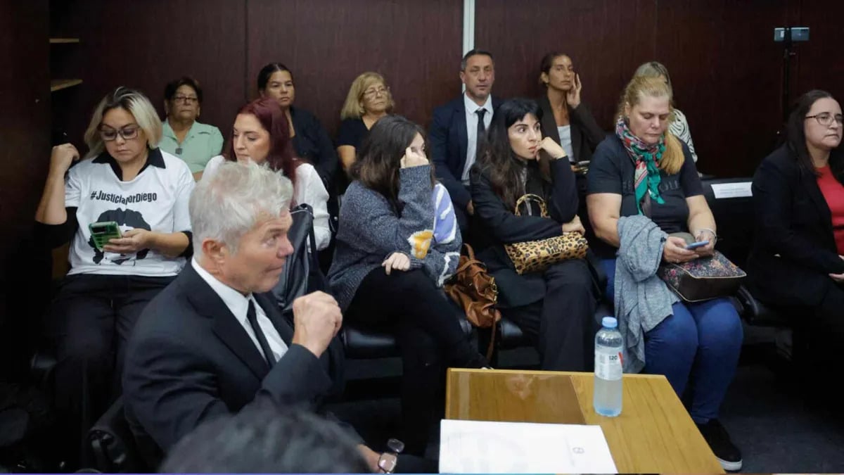 Juicio por Maradona: declara médico clave este jueves