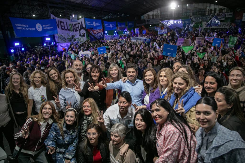 Kicillof: Mujeres al frente contra políticas de Milei