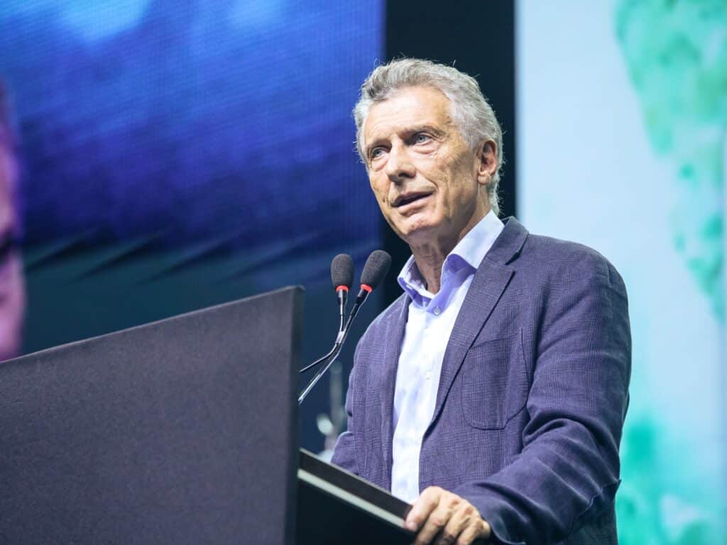 Macri responde a Menem: 'Preguntale a Cristina'