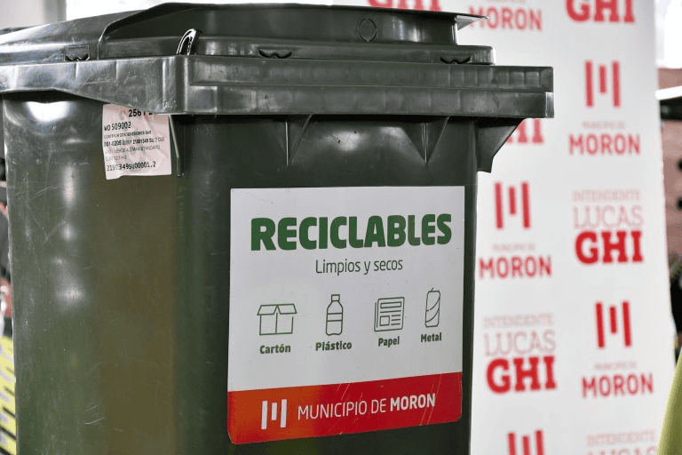 Morón obliga a reciclar a comercios y anuncia multas