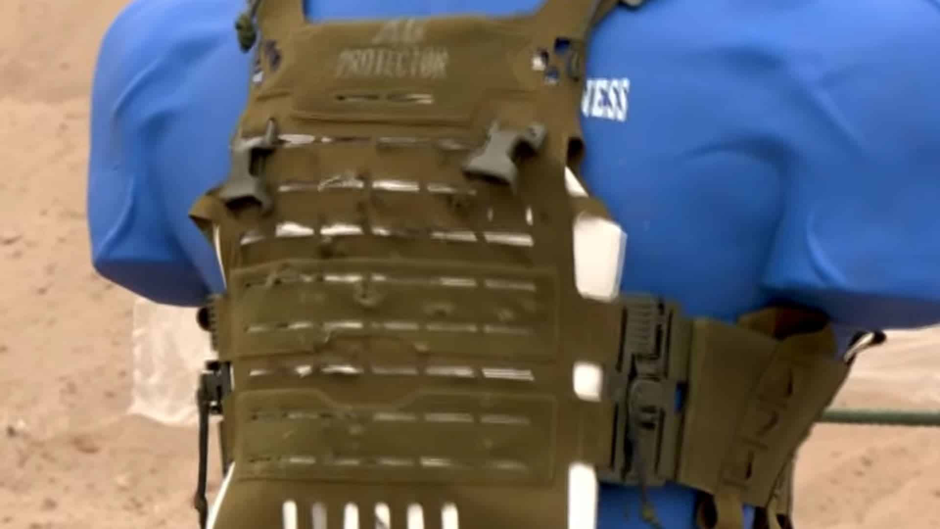 Transportistas usan ropa antibalas por extorsiones