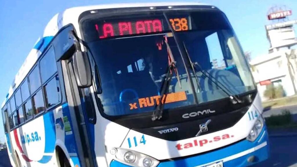 Colectivos: boleto mínimo supera los $1000 en Provincia