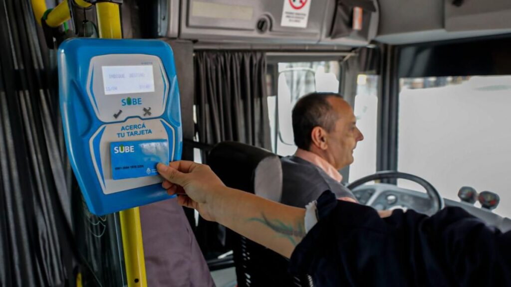 Aumentan los boletos de colectivos, trenes y subte en el AMBA