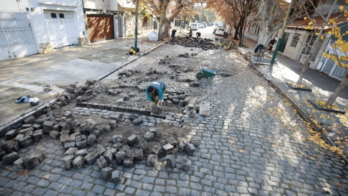 Banfield: restauraron más de 45 cuadras de adoquines