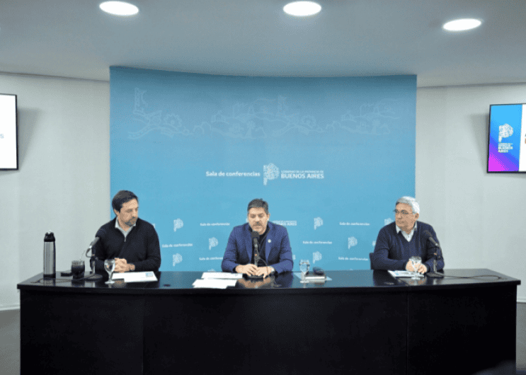Bianco apuntó contra Milei por la caída de la economía