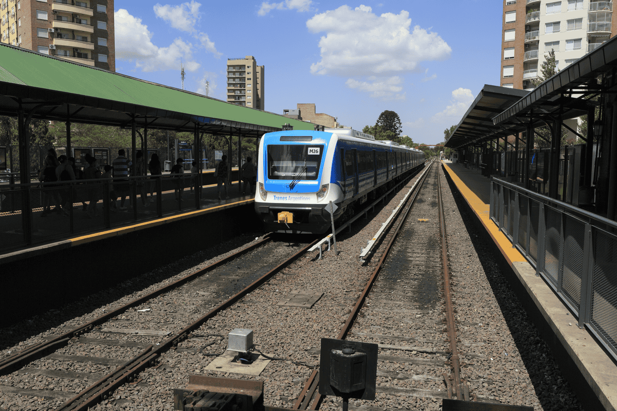 Escándalo en la estación Tigre por el 'Tren de la Alegría'