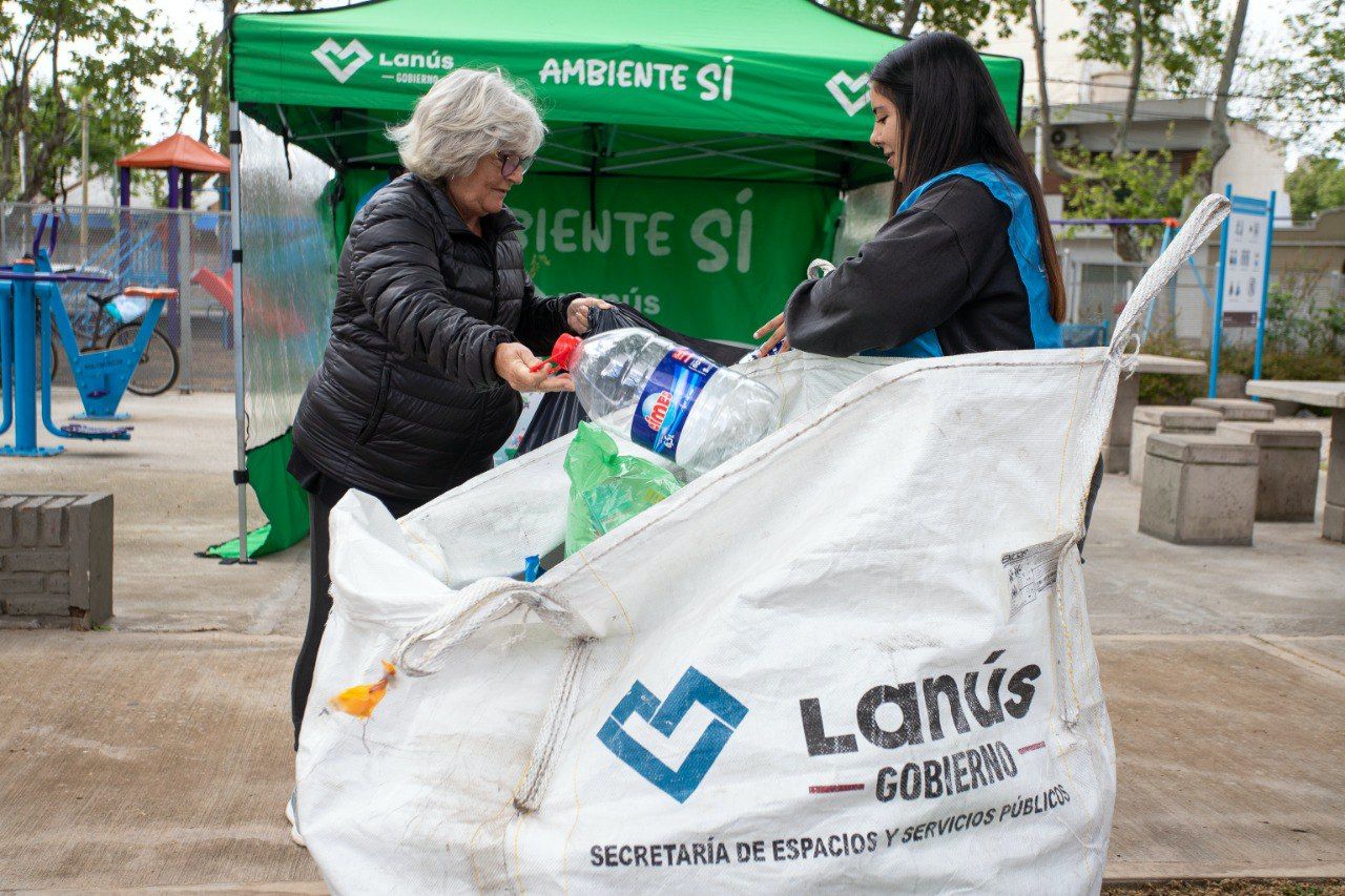 Lanzan el operativo «¡Ambiente Sí!» en distintas plazas de Lanús