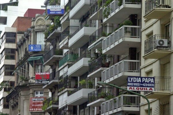 Martilleros bonaerenses advierten estancamiento inmobiliario