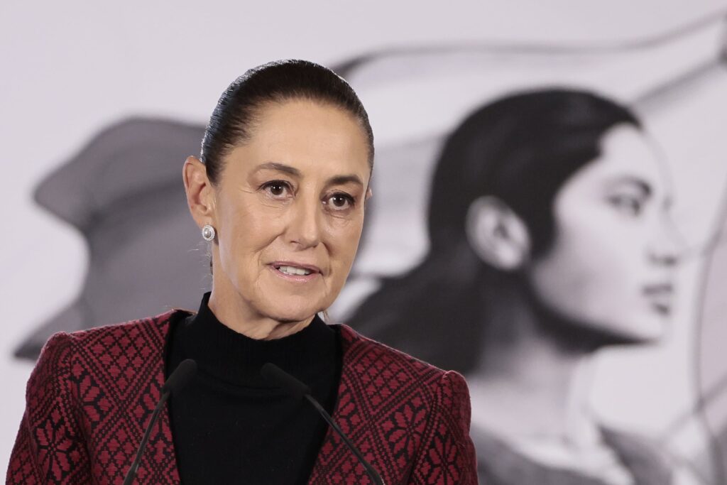 Sheinbaum responde críticas por su asistencia a la final del Mundial
