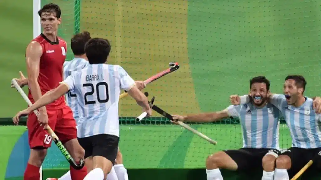 Agustín Mazzilli recordó el oro olímpico y palpitó el presente de Los Leones