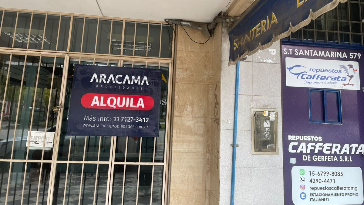 Cerró la emblemática santería junto a la Iglesia de Monte Grande