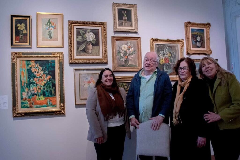 El Dr. Guillermo Jaim Etcheverry visitó el Museo de Arte Tigre