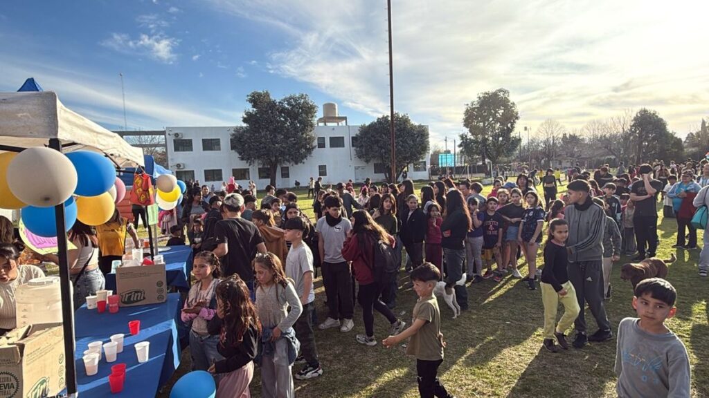 Festejos por el Día del Niño en San Vicente: 400 cortes de pelo y 300 maquillajes