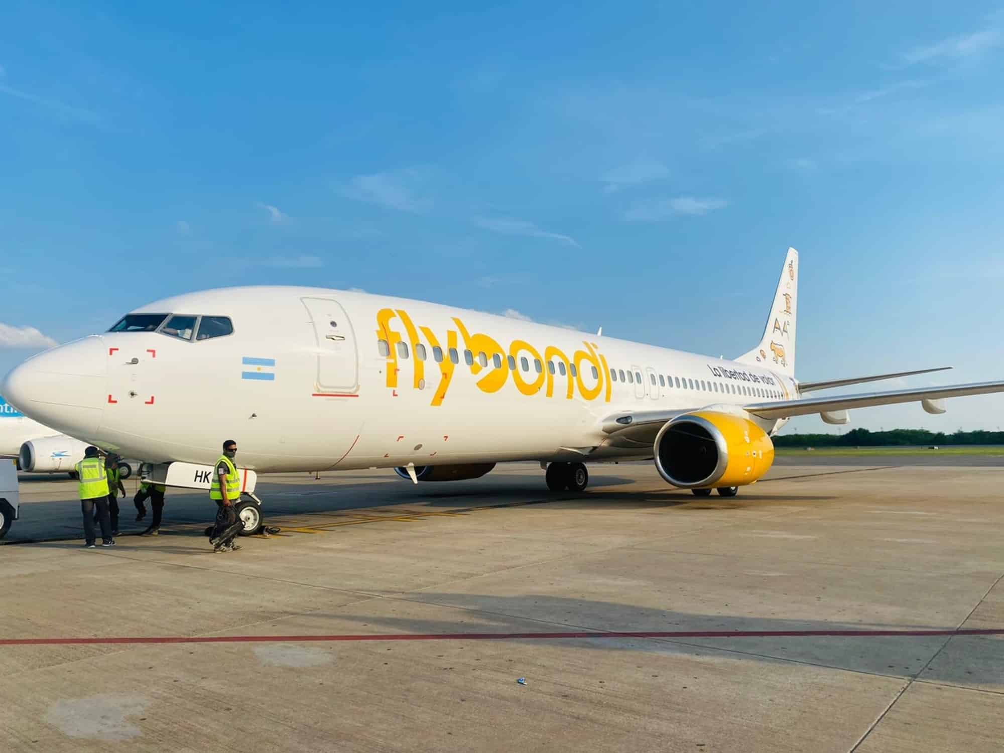 Flybondi presentó un plan de acción y el Gobierno la autorizó a seguir operando