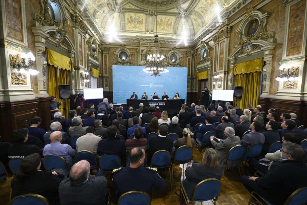 Kicillof presentó el plan provincial de mitigación ante el fenómeno del Súper Niño
