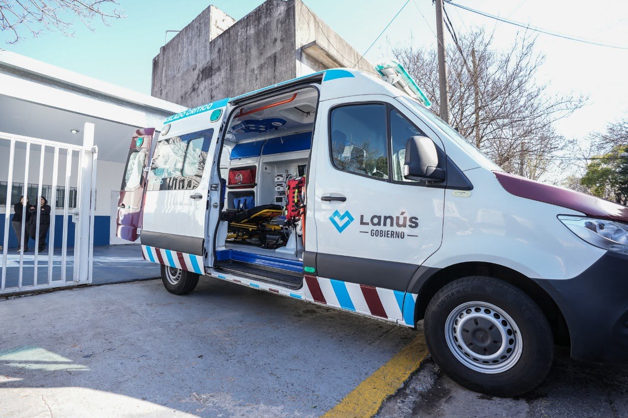 Lanús incorpora una nueva Unidad de Traslado Crítico al sistema de emergencias