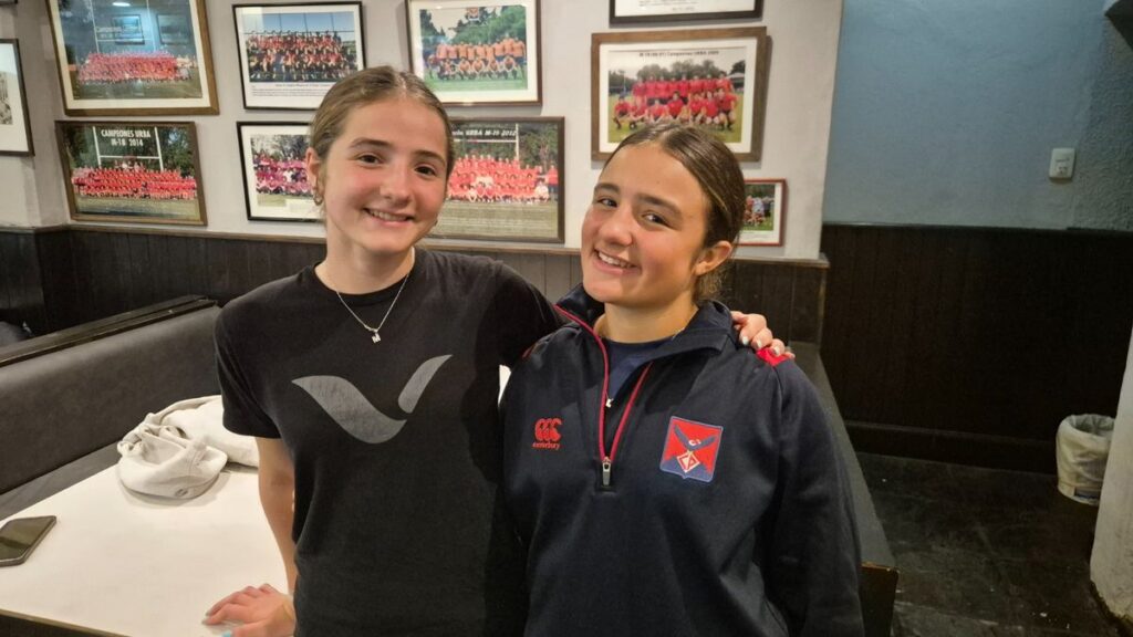 Las mellizas Finocchio, de Burzaco a la Selección de cricket
