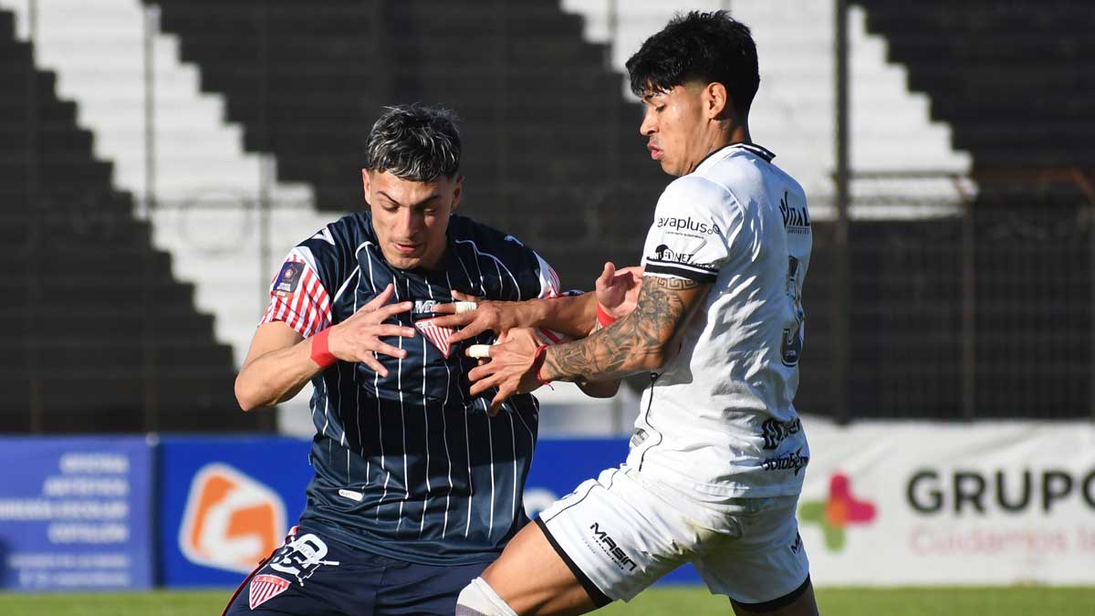 Los Andes sufrió su cuarta derrota consecutiva frente a Chaco For Ever