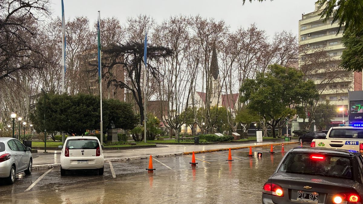 Masivo corte de luz en el centro de Monte Grande por el temporal