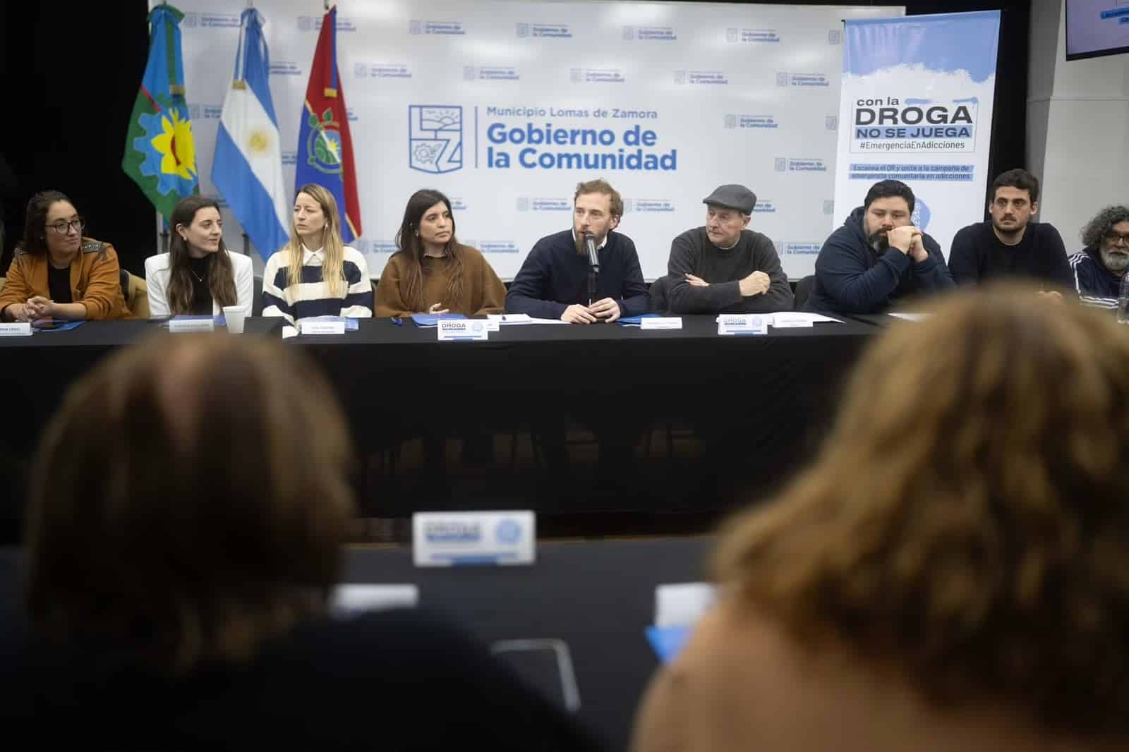 Otermín y el obispo de Lomas presentaron el programa contra las adicciones