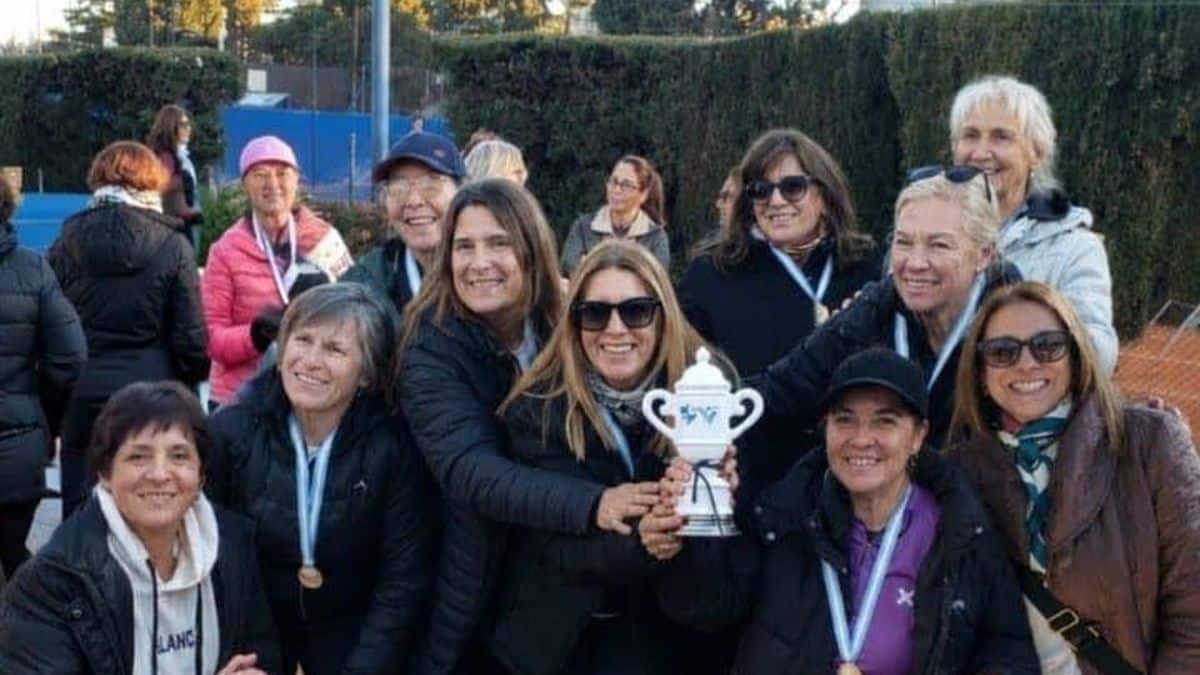 SAG Almirante Brown logró el ascenso a la Primera A en el tenis +50