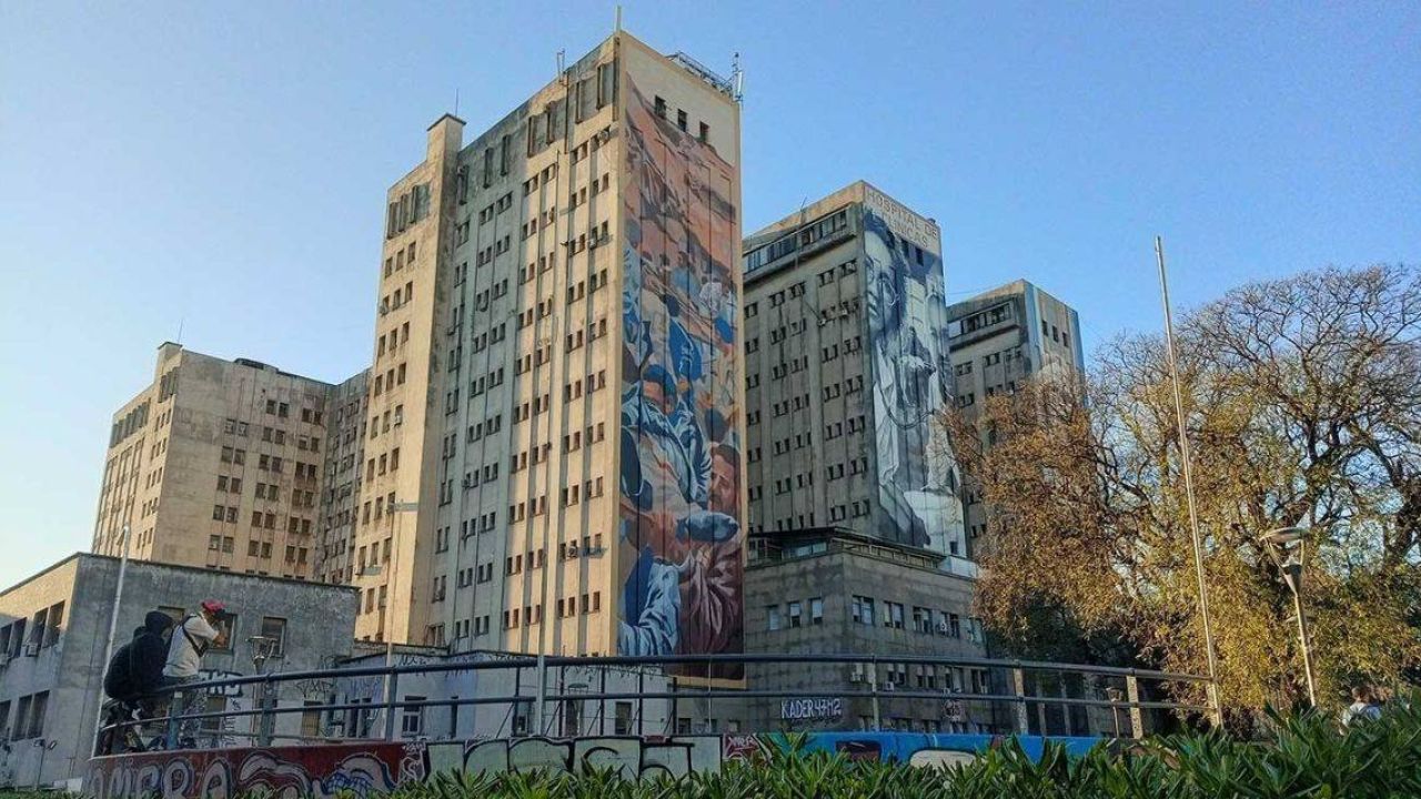 Salud pública: el Gobierno exigirá seguro o pago previo a extranjeros sin residencia