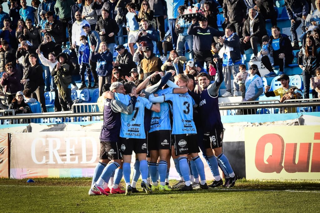 Temperley se lo dio vuelta a Midland en una ráfaga y sigue arriba