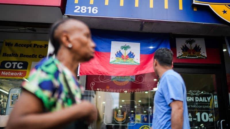 Un juez federal permite al gobierno de EE. UU. finalizar las protecciones temporales de deportación para haitianos