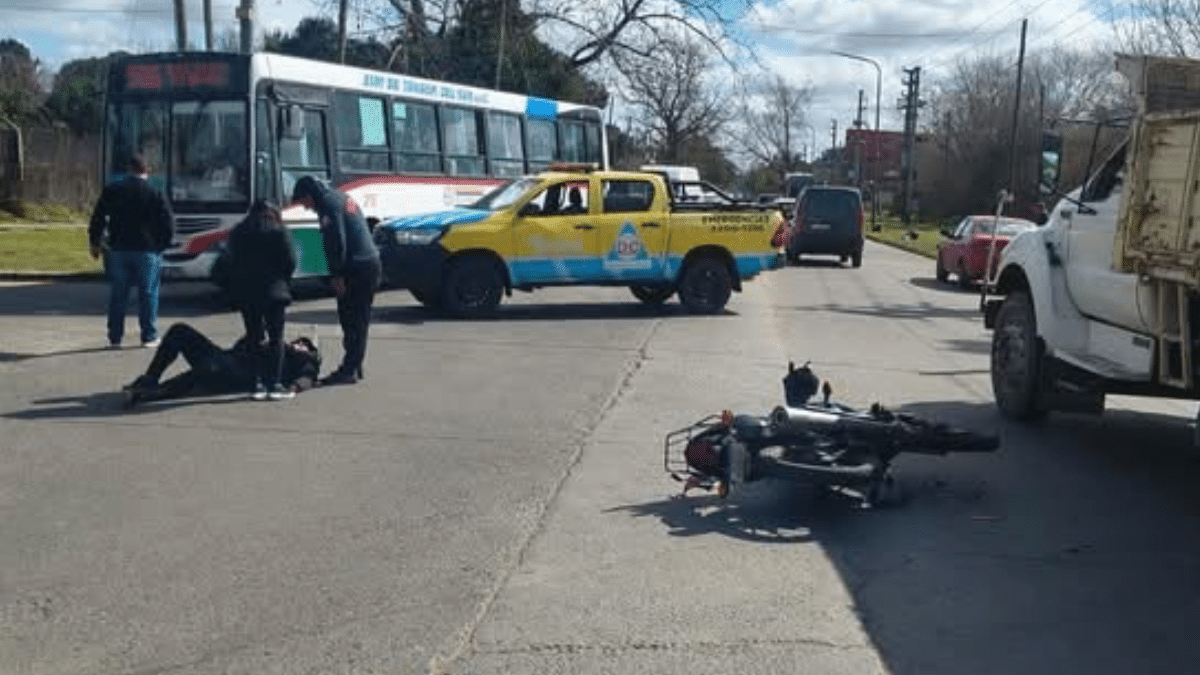 Un motociclista resultó herido tras un choque en Longchamps