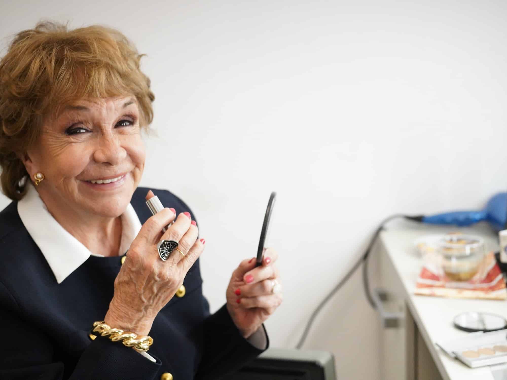 Virginia Lago vuelve a la televisión con 'Historias de corazón'