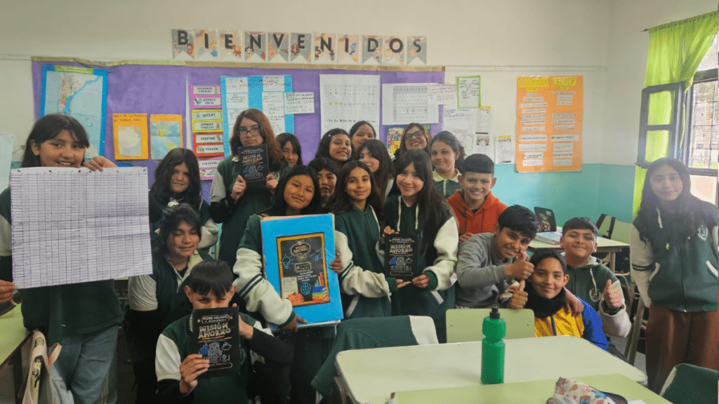 Alumnos de 9 de Abril crearon un proyecto de ahorro familiar