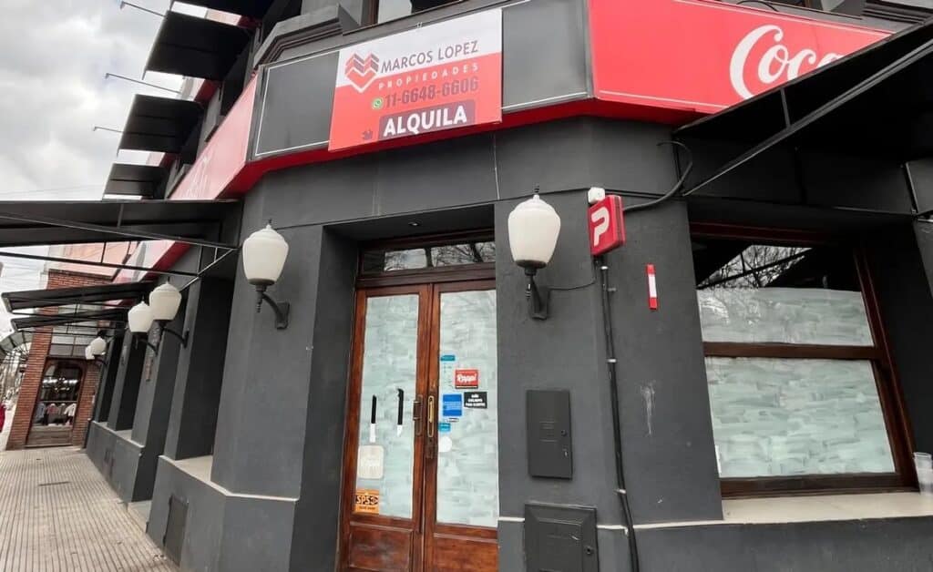 Cerró la sucursal de La Farola en el centro de Temperley
