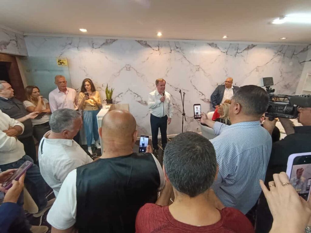 Cervetto y Avancini inauguraron local en Nordelta y van por Tigre