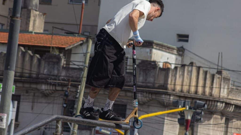 De Banfield a Rusia: el único argentino que competirá en Scooter Freestyle